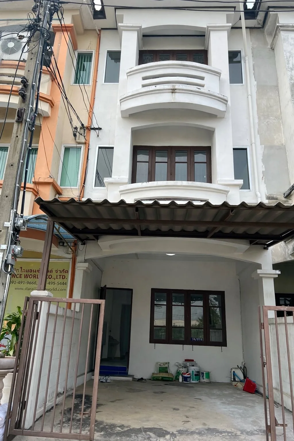 3-Storey Townhouse for Rent in Ram Inthra 74 (Ban Rangsia) – 4 Bed 3 Bath, Near MRT Pink Line